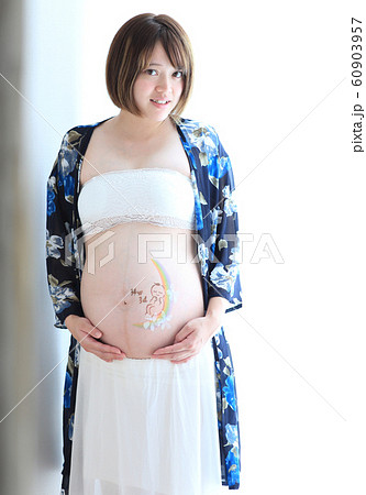 マタニティフォト 60903957