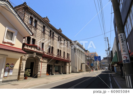 福島　会津若松　七日町通り　古い街並み 60905084