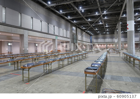 誰もいないコミケ設営中のビッグサイト西ホール 60905137