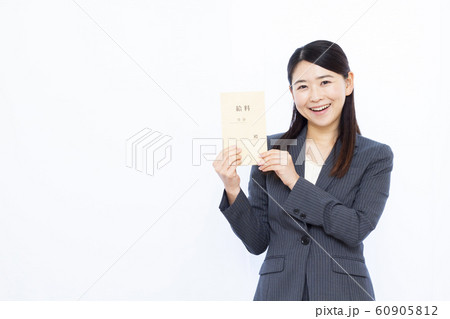 30代ビジネスウーマン 30代ビジネスウーマン 60905812