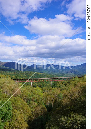 北海道　三国峠　松見大橋 60908765