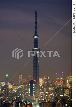黒いスカイツリー　夕景　アイリンクタウン展望施設 60912701