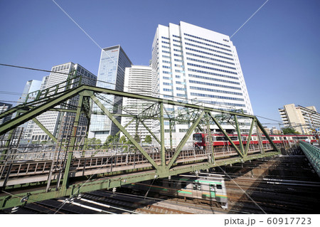 日本の東京都市景観 品川の超高層ビル群などを望む 日本の東京都市景観 品川の超高層ビル群などを望む 60917723