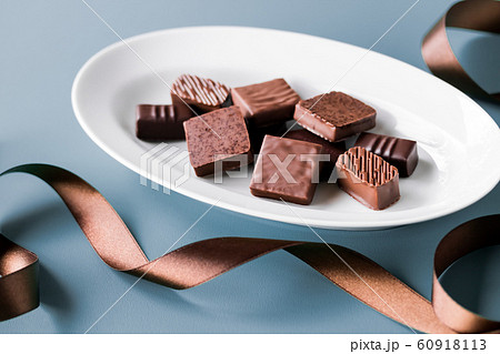 ボンボンショコラ 60918113