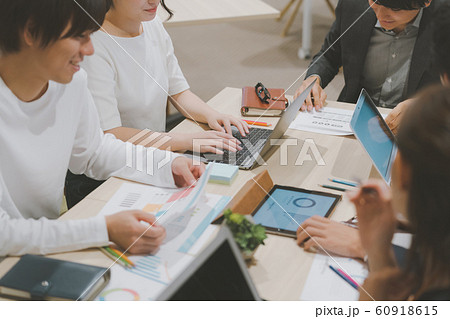 コワーキングスペース　コワーカー  コワーキング 60918615