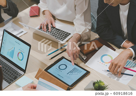 机上　ミーティング 60918616