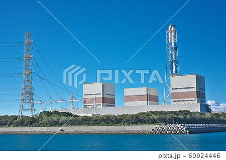 【人工島の火力発電所】 和歌山県御坊市塩屋町南塩屋字富島 60924446