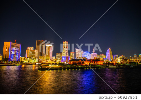 日本の横浜都市景観 横浜みなとみらい21などを望む=2019年12月27日撮影 日本の横浜都市景観 横浜みなとみらい21などを望む=2019年12月27日撮影 60927851