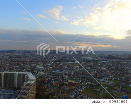 マンション･街並み〜ドローンで空撮（東京都日野市） 60932691