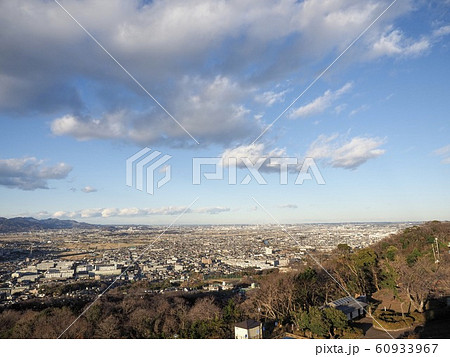 爆弾低気圧が来た時の湘南平 爆弾低気圧が来た時の湘南平 60933967