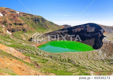 宮城_蔵王御釜の絶景 60936273