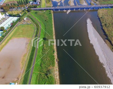 多摩川･日野橋〜ドローンで空撮（東京都立川市錦町5丁目） 60937912