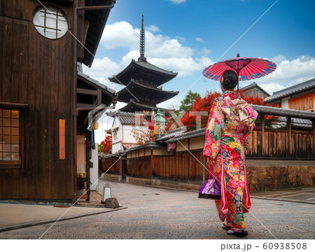 apanese girl walk in kyoto old market and wooded apanese girl walk in kyoto old market and wooded 60938508