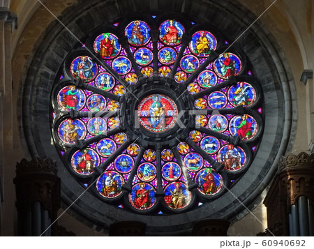 Tournai　ノートルダム大聖堂 60940692