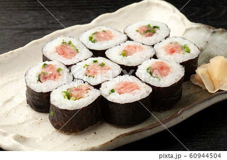 ネギトロ巻き ネギトロ巻き 60944504