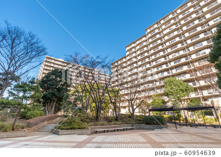 新浦安のマンション群 60954639