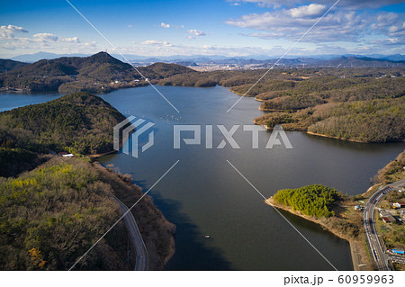 入鹿池 愛知県犬山市(ドローンによる空撮) 入鹿池 愛知県犬山市(ドローンによる空撮) 60959963