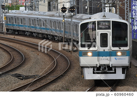 小田急2000形通勤型電車2059F各駅停車本厚木行 60960460