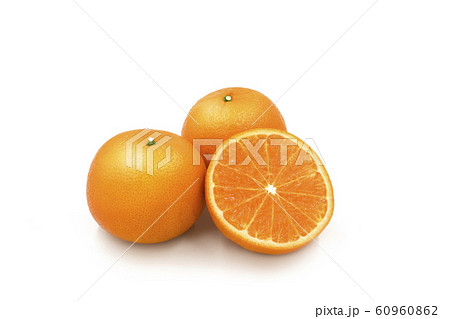 Fresh orange fruit Fresh orange fruit 60960862