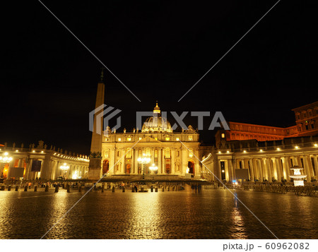 バチカン・サンピエトロ大聖堂 夜景 / St. Peter's Basilica, Vatican 60962082