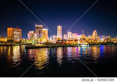 日本の横浜都市景観 横浜みなとみらい21などを望む=2019年12月23日撮影 日本の横浜都市景観 横浜みなとみらい21などを望む=2019年12月23日撮影 60962389