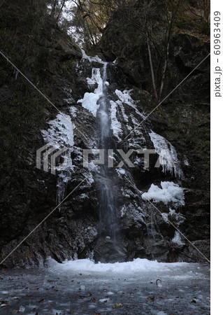 冬の払沢の滝 冬の払沢の滝 60963409