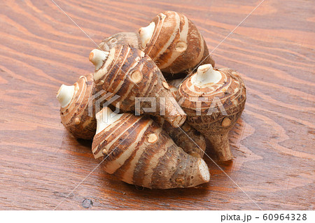 海老芋 えび芋 エビ芋 里芋の種類です の写真素材