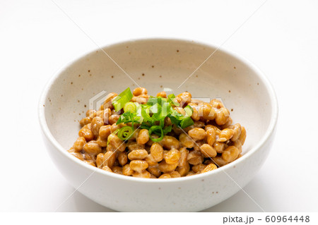 納豆(極小粒納豆。薬味は青ねぎ)。 60964448