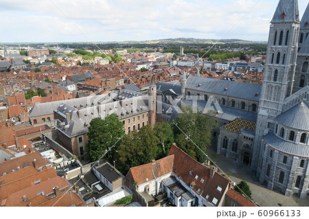 世界遺産 ベルギー最古の鐘楼から撮影したトゥルネーの街 世界遺産 ベルギー最古の鐘楼から撮影したトゥルネーの街 60966133