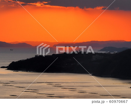 万葉岬から見る播磨灘の夕景 播磨灘の夕焼け 万葉岬から見る播磨灘の夕景 播磨灘の夕焼け 60970667