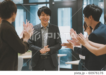 ビジネス 拍手 ビジネス 拍手 60976176