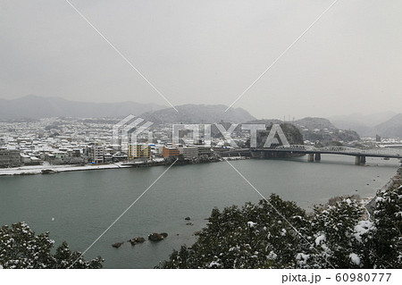 雪風景 雪景色 犬山城から眺める雪景色 犬山城から眺める冬景色 積雪風景 雪風景 雪景色 犬山城から眺める雪景色 犬山城から眺める冬景色 積雪風景 60980777
