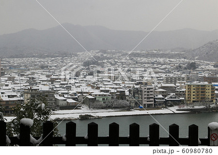 雪風景 雪景色 犬山城下町の雪景色 犬山城下町の冬景色 積雪風景 雪風景 雪景色 犬山城下町の雪景色 犬山城下町の冬景色 積雪風景 60980780