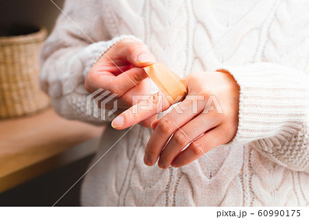絆創膏　妊婦 60990175