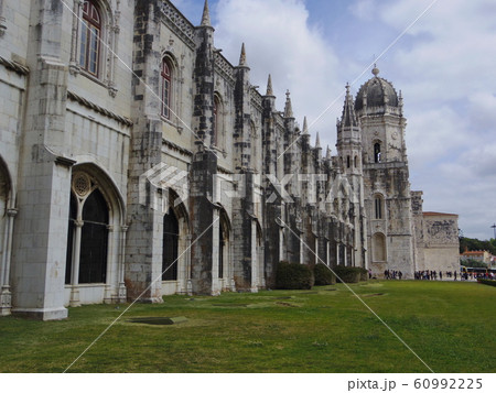 世界遺産　ポルトガル　リスボン　ジェロニモス修道院　外観 60992225