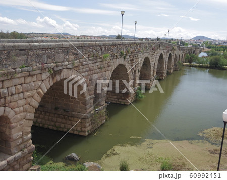 世界遺産 スペイン メリダ ローマ橋 世界遺産 スペイン メリダ ローマ橋 60992451