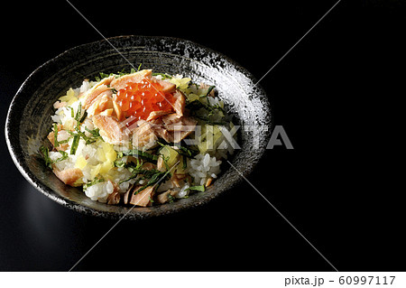 鮭寿司 鮭寿司 60997117