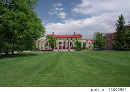 コロラド大学ボルダー校(University of Colorado at Boulder) 61000962