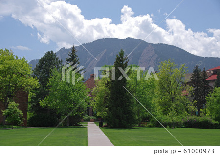 コロラド大学ボルダー校(University of Colorado at Boulder) 61000973