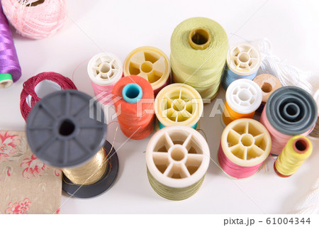 reels of colored threads reels of colored threads 61004344