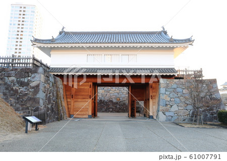 ■ 甲府城 ■ 山手渡櫓門、山手御門 ■ 舞鶴城公園 ■ 快晴 ■ 山梨県 ■ 冬 61007791