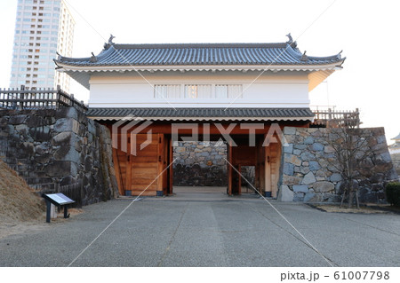 ■ 甲府城 ■ 山手渡櫓門、山手御門 ■ 舞鶴城公園 ■ 快晴 ■ 山梨県 ■ 冬 61007798