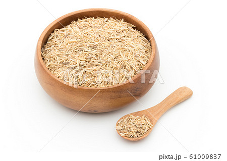 スーマ・ルート　パフィア　乾燥ハーブ: Suma root (Pfaffia paniculata) 61009837