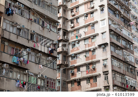 香港_超高層マンションの外観 61013599