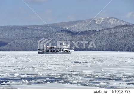阿寒湖の観光船 阿寒湖の観光船 61018958