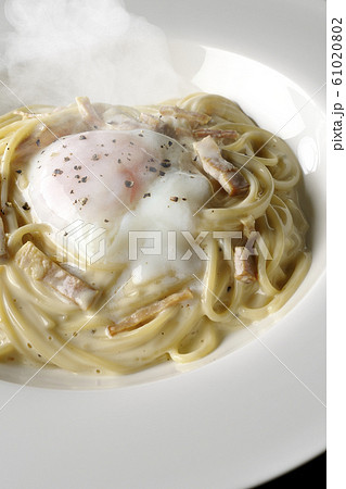 カルボナーラ カルボナーラ 61020802
