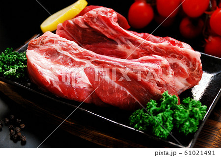 豚バラスペアリブ 豚バラスペアリブ 61021491