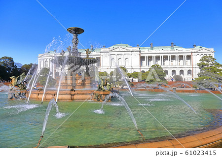 【東京都】赤坂離宮の主庭と噴水 【東京都】赤坂離宮の主庭と噴水 61023415