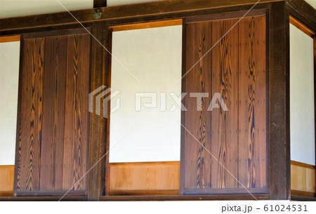 皇居　大判どころの板戸 61024531