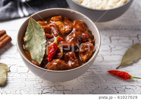Curry chicken tikka masala with rice 61027029
